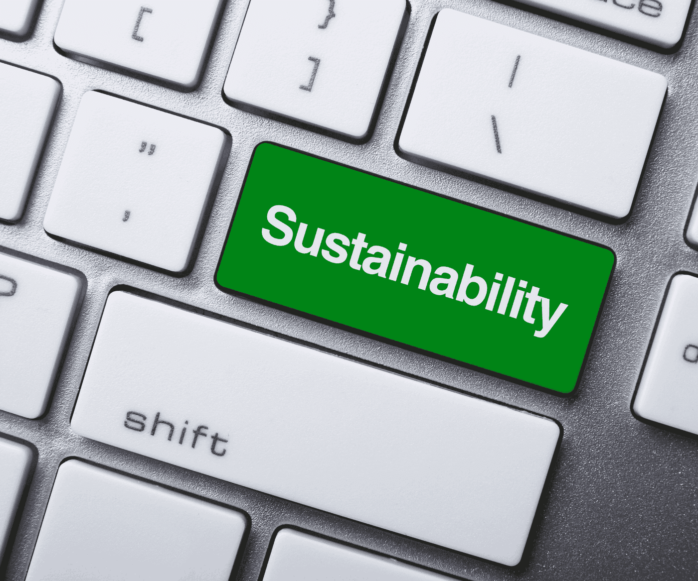 Marketing sostenibile: tastiera con tasto invio verde sostenibilità - comunicazione digitale etica